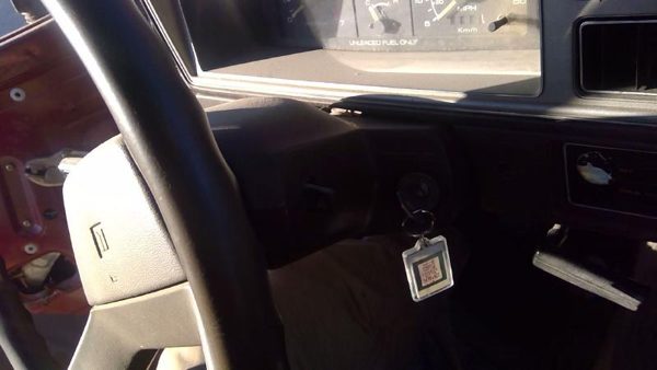 1986 Isuzu Pickup Steering Column — photo 6