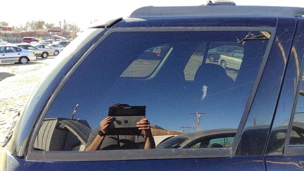2002-2009 Chevy Trail Blazer Passenger Right Rear Quarter Glass Back Side Window — photo 1
