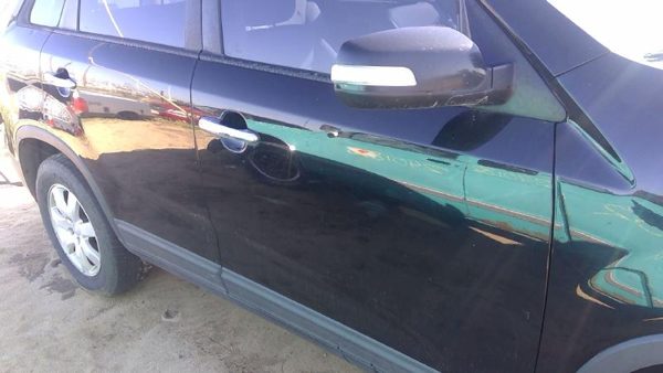 2011 Kia Sorento Front Door RH Gray H9 — photo 4