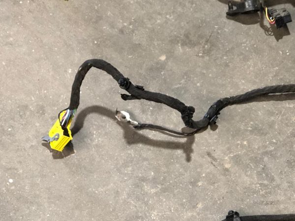 2013 Dodge Ram 1500 Complete Wiring Harness Behind Dash 4.7L At 4X2 Oem — photo 9