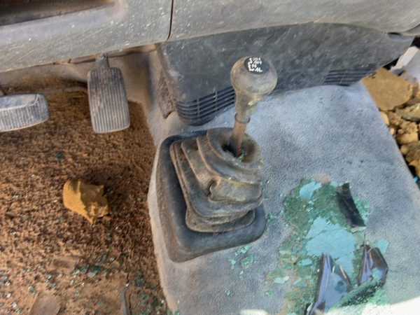 2003 Ford F150 4X4 Shifter Lever Assembly With Linkage Oem 4Wd T Case Shift Unit — photo 4