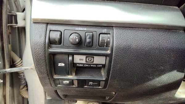 2011 Subaru Legacy Misc. Electrical Switch — photo 3