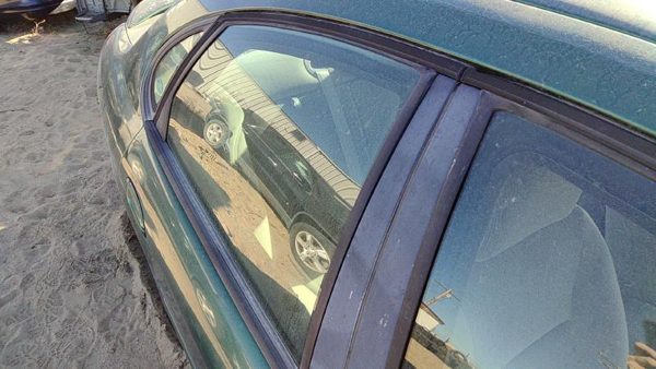 1996-2007 Ford Taurus Passenger Right Rear Side Window Door Glass Oem Back — photo 3