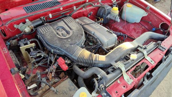 1997 Nissan Pickup — vehicle photo 8