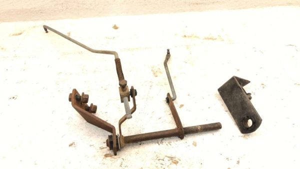 1989 Dodge Ram Misc. Trans. Part D100 Transmission Shift Linkage Lever Set OEM — photo 5