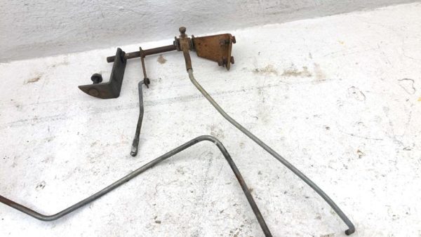 1989 Dodge Ram Misc. Trans. Part D100 Transmission Shift Linkage Lever Set OEM — photo 3