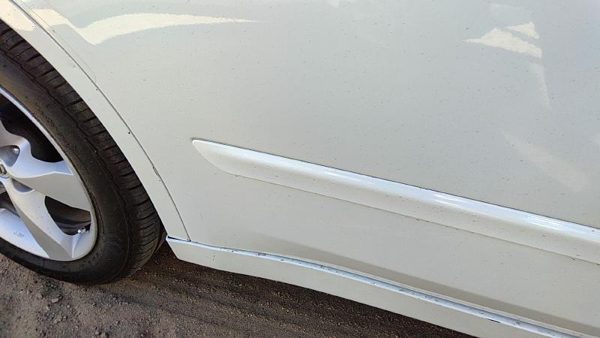 07-12 Altima Passenger Right Rear Moulding From Door Back Trim Strip White Qx3 — photo 4