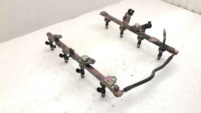 2004-15 Nissan Titan Complete Fuel Rail With Injectors Set Loaded Oem 166007s00a