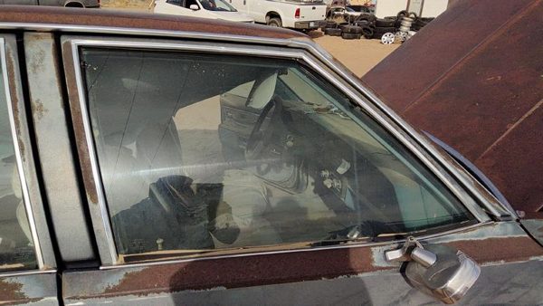 1977-1979 Chevy Caprice Passenger Right Front Side Window Door Glass Oem — photo 4
