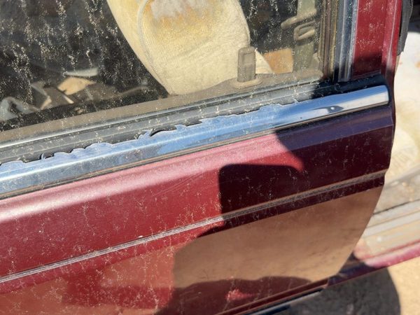 85-88 Nissan Maxima Passenger Right Rear Moulding From Door Oem Back 4Dr Sedan — photo 7