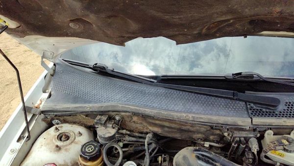 2000 Focus Station Wagon Windshield Wiper Cowl Vent Trim Panel Oem Cover — photo 6