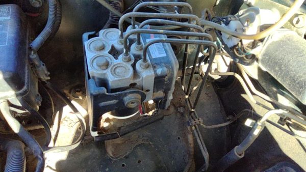 2000 Honda Passport Complete Anti Lock Brake Pump Unit Oem Abs Module Assembly — photo 3