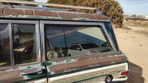 1984-1991 Jeep Grand Wagoneer Driver Left Rear Quarter Glass Back Side Window — photo 3