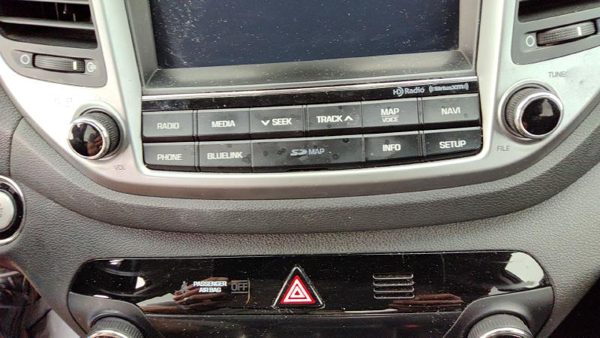 2016 Hyundai Tucson Audio & Visual Equip.(radio) — photo 6