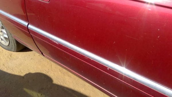 95-02 Eldorado Passenger Right Front Moulding From Door Trim Strip Crimson 86U — photo 7