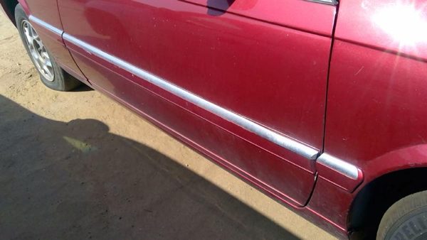 95-02 Eldorado Passenger Right Front Moulding From Door Trim Strip Crimson 86U — photo 2