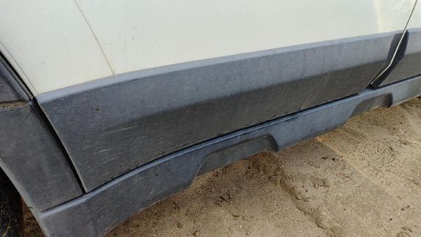 10-14 Legacy Outback Passenger Right Rear Lower Moulding From Door Back Trim — photo 2