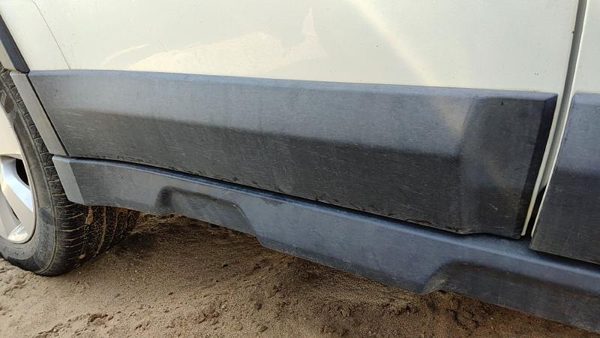 10-14 Legacy Outback Passenger Right Rear Lower Moulding From Door Back Trim — photo 4