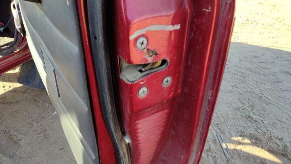1995-1997 Nissan Hardbody Passenger Right Front Door Latch With Rods/Cables Oem — photo 3