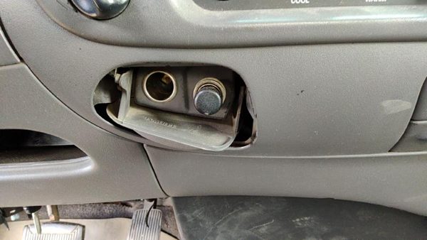 1999 Ford F-150 Dash Panel Gray — photo 2