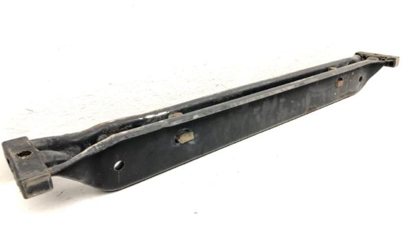 1990 Chevy Silverado 1500 Torssion Bar Mount Crossmember Bracket Keys Hardware — photo 7