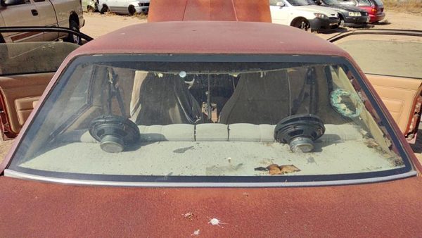 1985-1987 Pontiac Sunbird Back Glass Rear Window Oem 20480996 — photo 1