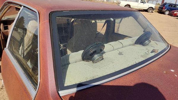 1985-1987 Pontiac Sunbird Back Glass Rear Window Oem 20480996 — photo 2