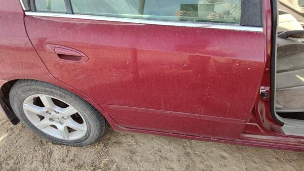 2006 Nissan Altima Rear Door RH Red A15 — photo 2