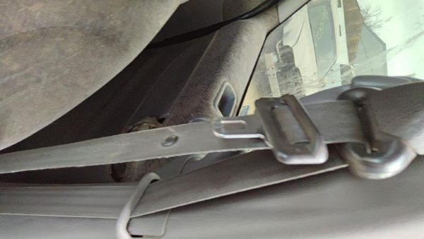 2000 Chrysler Town & Country Driver Left Front Seat Belt Retractor Shoulder Gray — photo 3