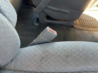 98-02 Express 2500 Passenger Right Front Seat Belt Buckle Receiver Oem Grey 92G