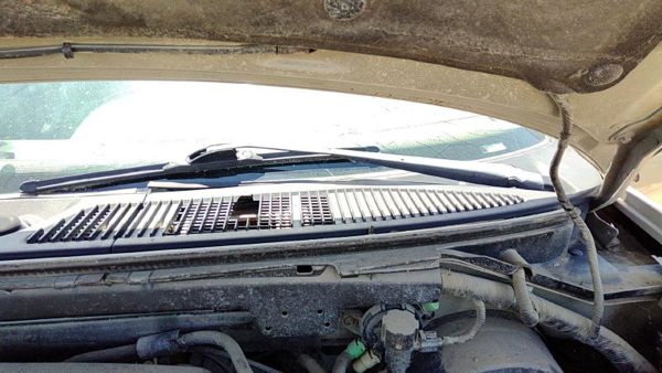 1998 Lincoln Navigator Wiper Arm — photo 2