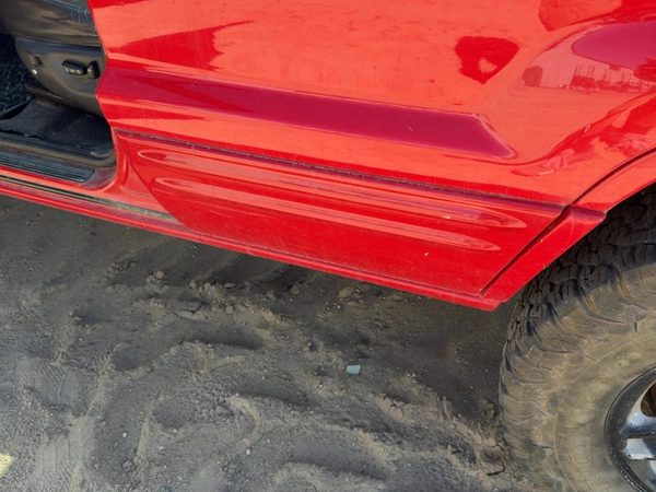99-04 Grand Cherokee Driver Left Rear Moulding From Door Back Trim Strip Flame R — photo 1