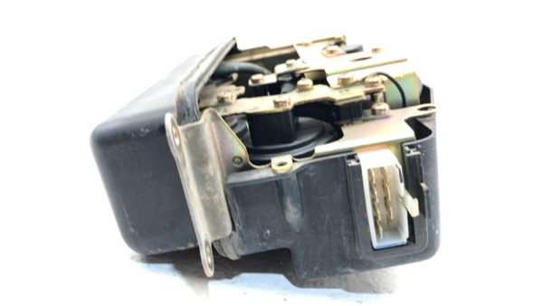 1985 Honda Accord 1.8L Vacuum Solenoid Valve Switch Box Assembly — photo 4