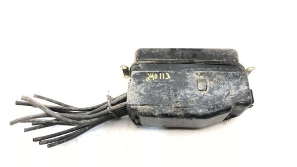 1985 Honda Accord 1.8L Vacuum Solenoid Valve Switch Box Assembly — photo 7