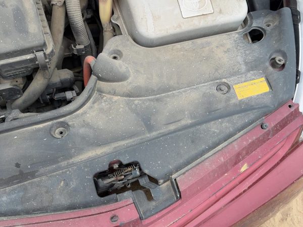 2004-2009 Toyota Prius Top Plastic Cover Above Radiator Support Sight Shield Oem — photo 5