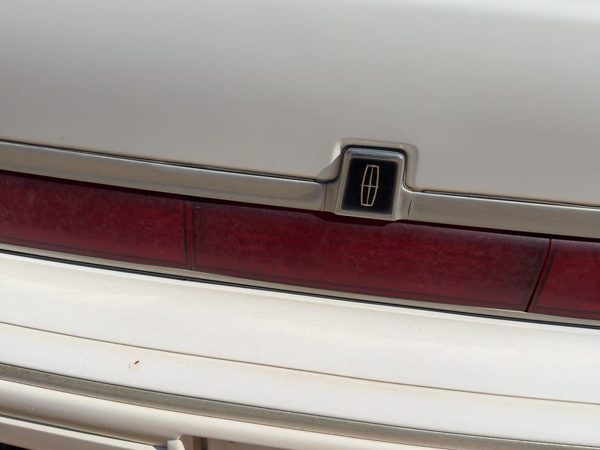 1993-1994 Lincoln Town Car Passenger Right Tail Light Brake Lamp Oem Rear — photo 4