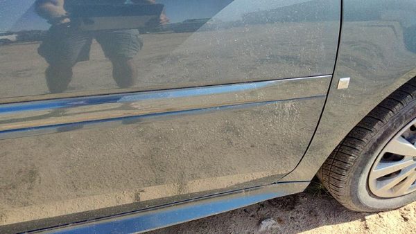 04-08 Grand Prix Passenger Right Front Moulding From Door Trim Stealth Gray 46U — photo 6