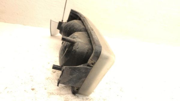 03-07 Silverado 1500 Passenger Right Front Turn Signal Light Lamp Fender Mounted — photo 6