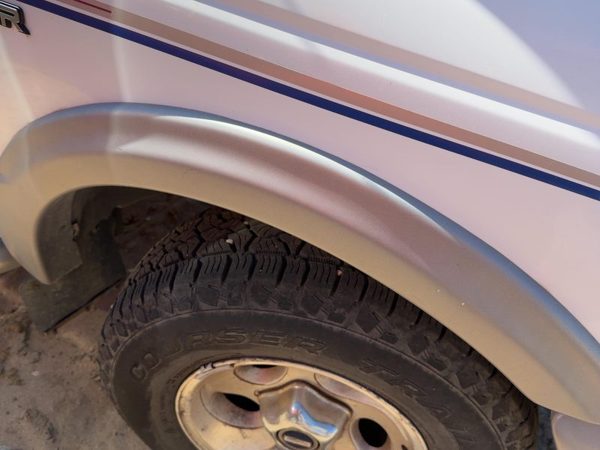 1993-1997 Ford Ranger Passenger Right Front Fender Flare Wheel Lip Moulding OEM — photo 2