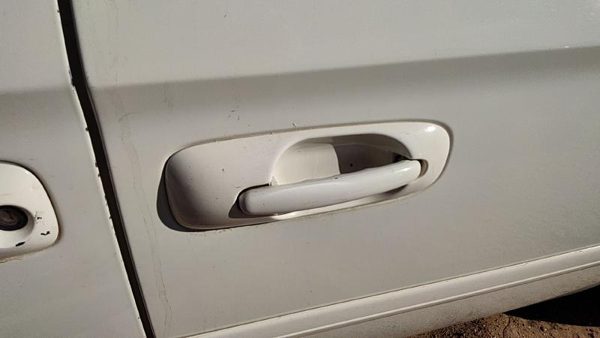 2001-2007 Dodge Caravan Driver Left Rear Outside Door Handle Oem Back White Pw1 — photo 3