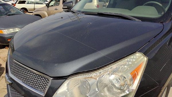 2010 Chevrolet Traverse Hood 57U 57U Cyber Gray Hail — photo 1