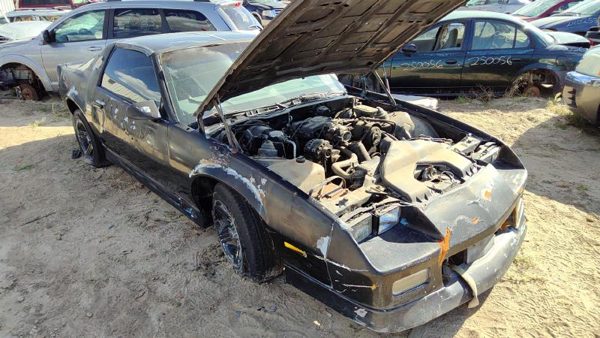 1989 Chevy Camaro — vehicle photo 2