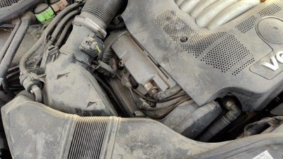 1998-2005 Vw Passat Passenger Right Valve Cover Oem 2.8L 78103472R