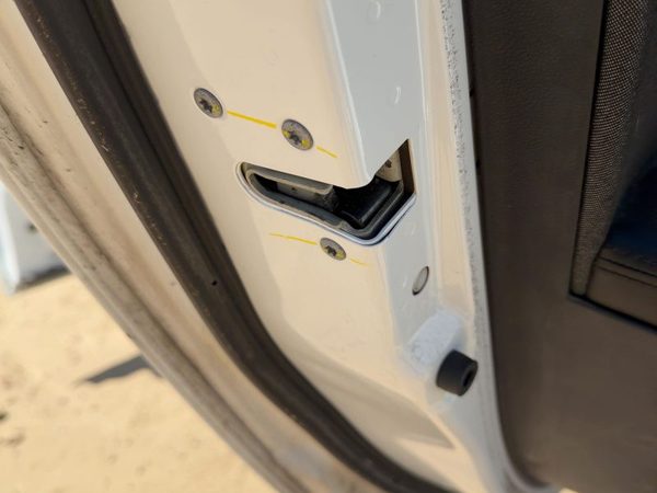 2013-2016 Dodge Dart Driver Left Rear Door Latch With Rods/Cables Oem Back — photo 3