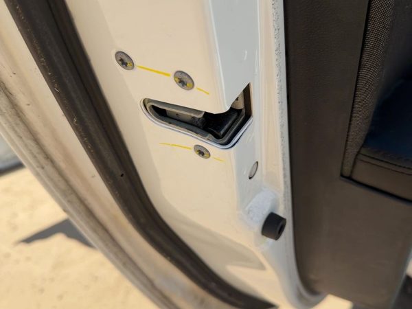 2013-2016 Dodge Dart Driver Left Rear Door Latch With Rods/Cables Oem Back — photo 1