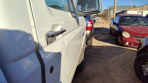 1995 Ford F150 Front Door RH White — photo 3