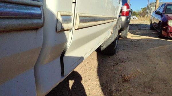1995 Ford F150 Front Door RH White — photo 7