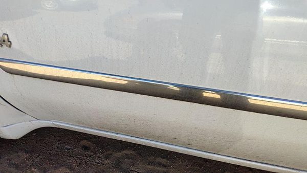 2006-2009 Gmc Envoy Driver Left Front Moulding From Door Oem Trim Strip 10362707 — photo 5