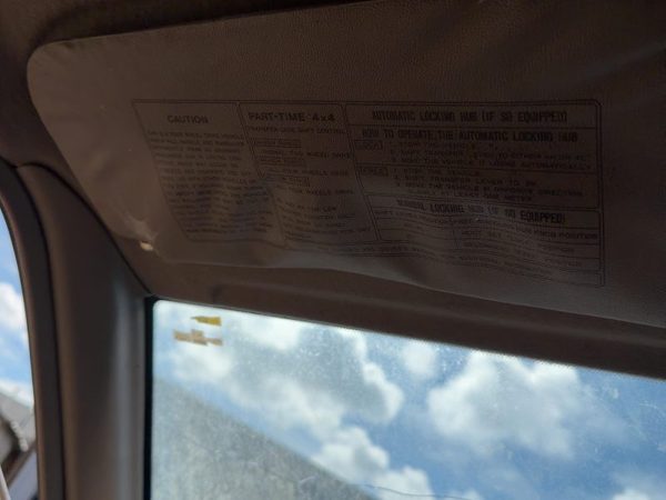 1988-1995 Isuzu Pup Driver Left Sun Visor Oem Gray — photo 2
