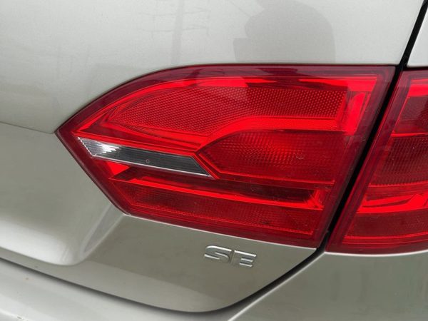 2011-2014 Vw Jetta Passenger Right Inner Tail Light Brake Lamp Oem Rear — photo 1